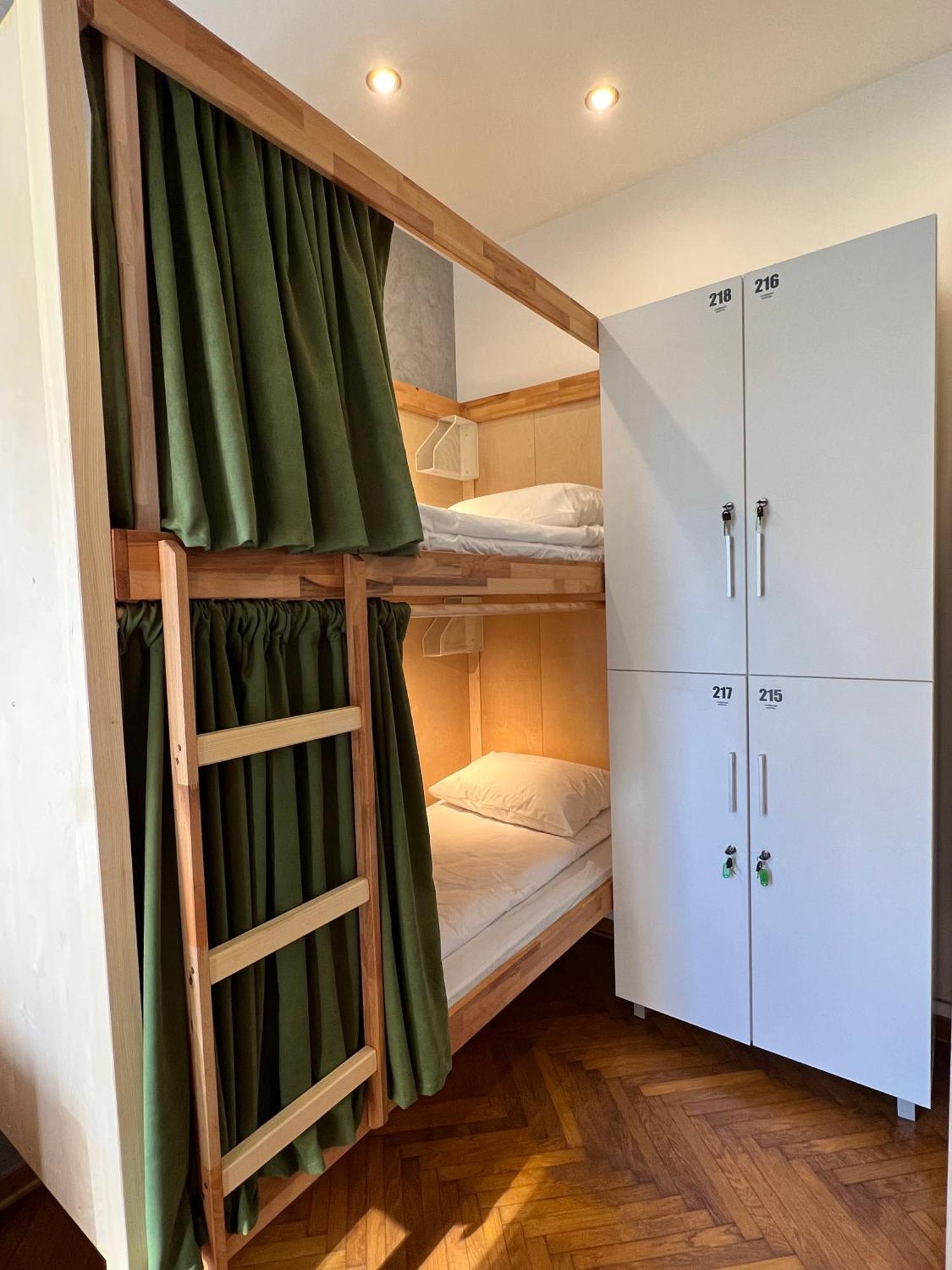 Cabbage Hostel Belgrade Luaran gambar