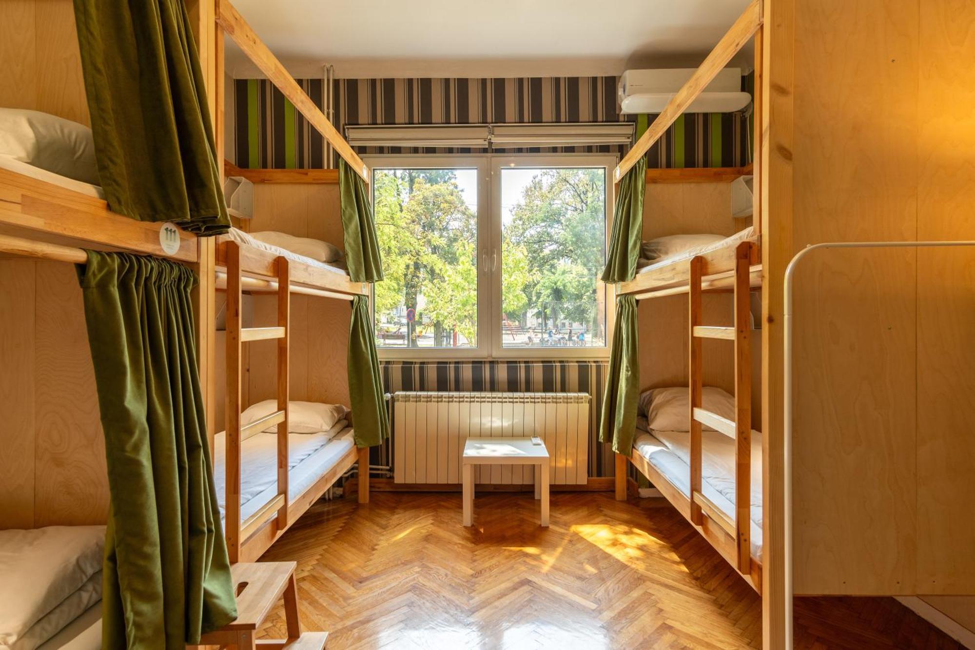 Cabbage Hostel Belgrade Luaran gambar