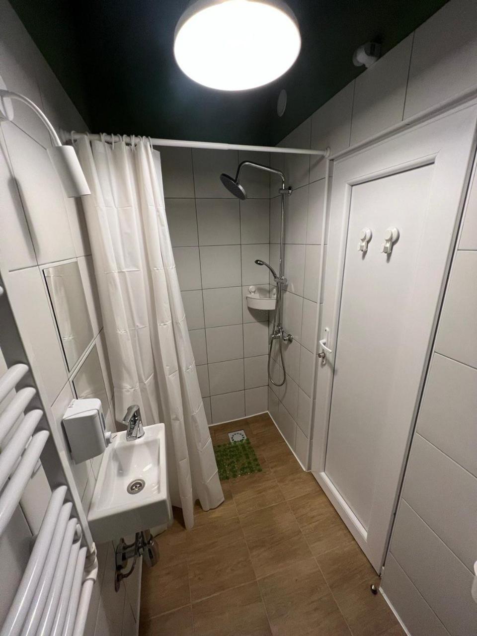 Cabbage Hostel Belgrade Luaran gambar